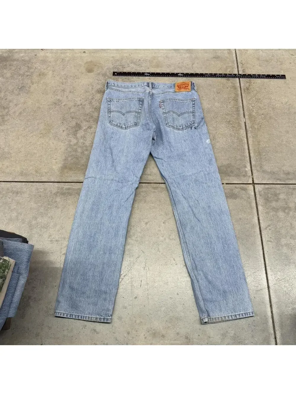 vintage levis 505 faded blue straight leg jeans size 36 x 34
